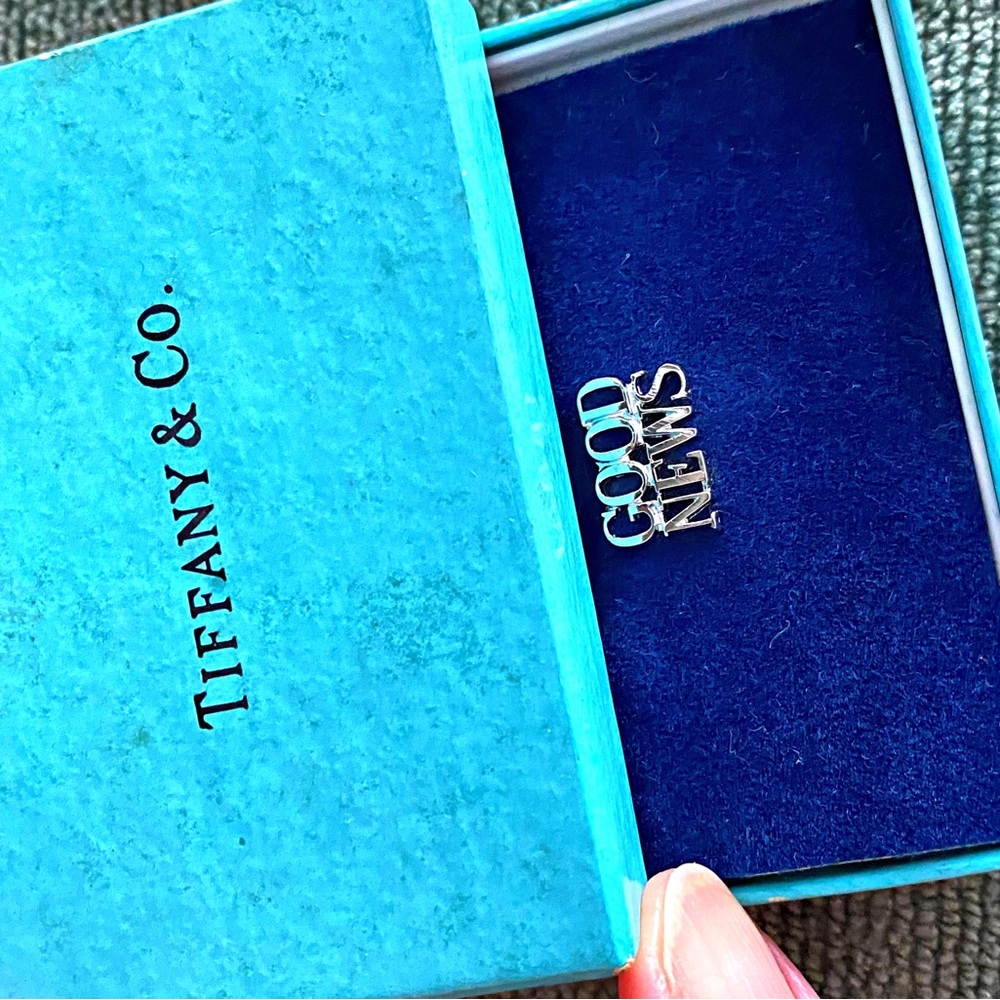 Tiffany & Co Vintage Mens Good News Tie Tack